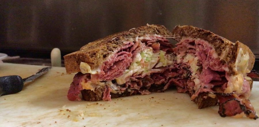 Dine & Donate to Fight Hunger – Rosenfeld’s Jewish Delicatessen