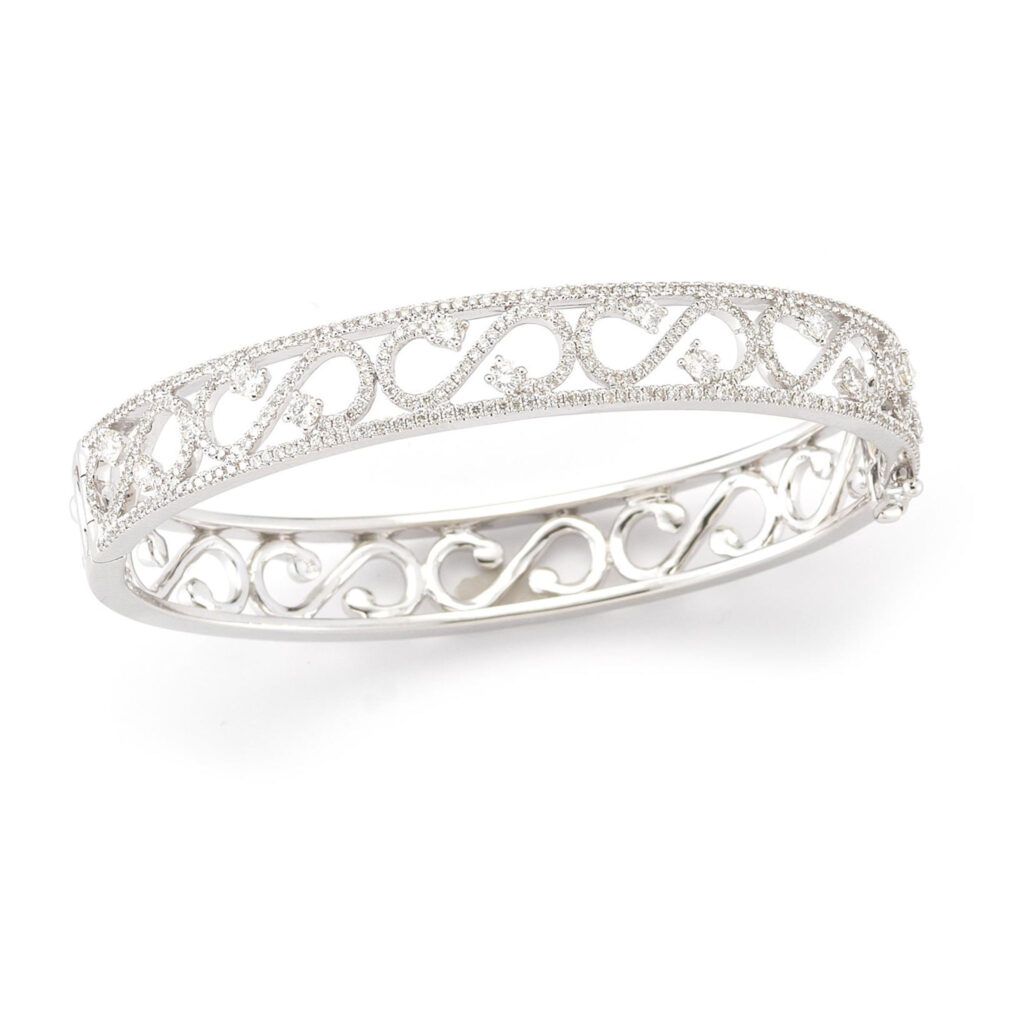 HarryK 14 Karat white gold oval-shaped diamond hard bangle