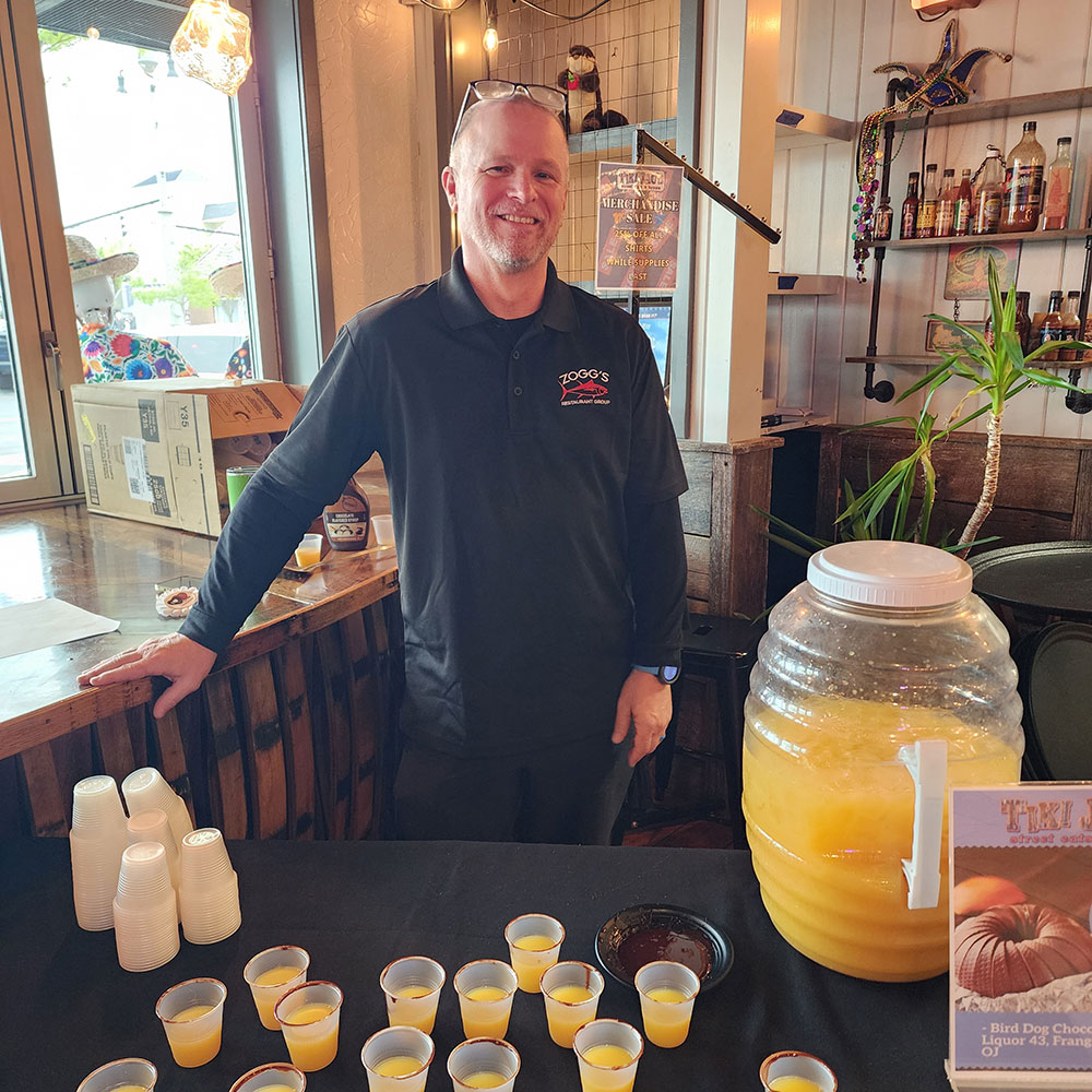 Don’t let the color fool you. Rich at Tiki Jac’s served a chocolate whiskey crush that tasted most satisfyingly like the chocolate orange slice candy.