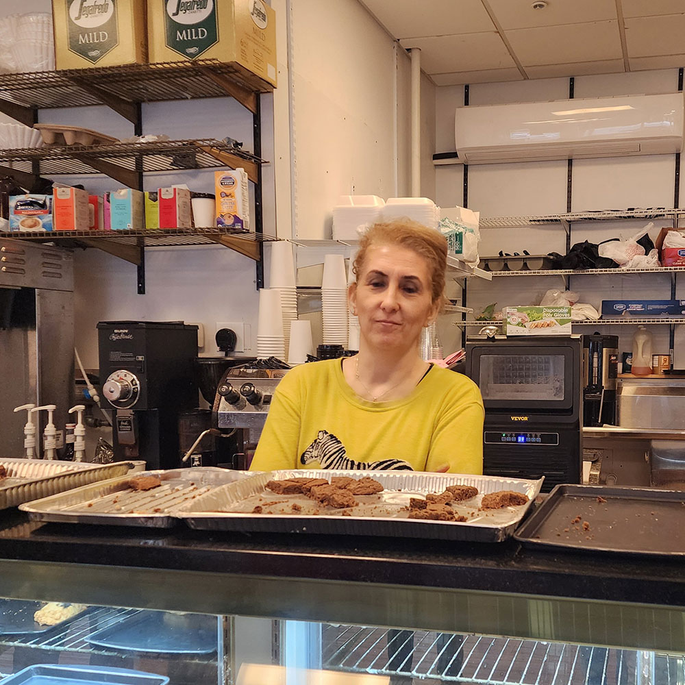 Mina at Kaan’s offered amazingly delightful choices of chocolate chip brownies and chocolate croissants.